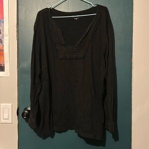relativity black v neck long sleeve size 2x